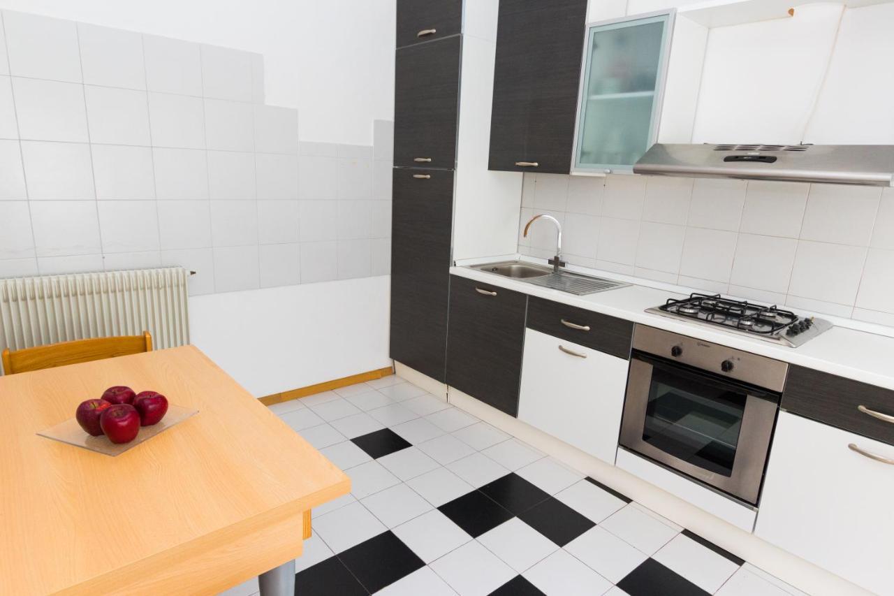 ריבה דל גארדה Spiaggia Residence מראה חיצוני תמונה