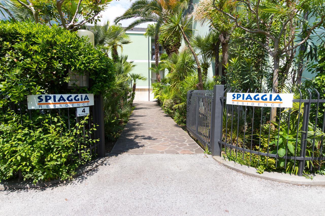 ריבה דל גארדה Spiaggia Residence מראה חיצוני תמונה
